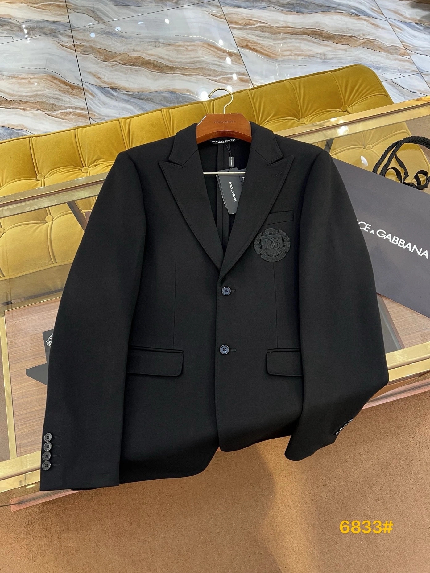 wg.luxury- 4o835& DGembroidery logo item:D-F409J1505